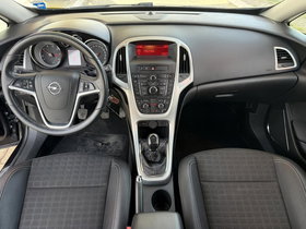 2013 Модел Opel Astra Дизел Рачен Менувач Хечбек 179.800 км - На Продажба | Фотографија 11