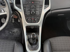 2013 Модел Opel Astra Дизел Рачен Менувач Хечбек 179.800 км - На Продажба | Фотографија 13
