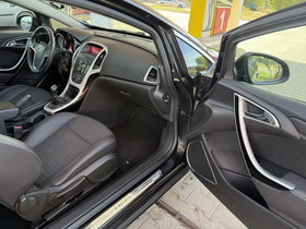 2013 Модел Opel Astra Дизел Рачен Менувач Хечбек 179.800 км - На Продажба | Фотографија 14
