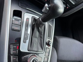 2011 Модел Audi A4 Дизел Автоматски Менувач Караван 250.000 км - На Продажба | Фотографија 16