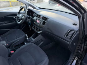 2013 Модел Kia Rio Дизел Рачен Менувач Хечбек 143.000 км - На Продажба | Фотографија 13