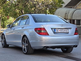 2009 Model Mercedes-Benz C Dizel Transmision Automatik Sedan 220.000 km - Në Shitje | Foto 4