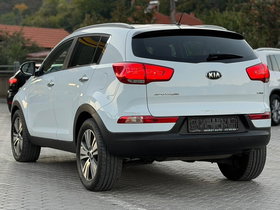 2015 Модел Kia Sportage Дизел Рачен Менувач SUV - Кросовер 183.000 км - На Продажба | Фотографија 4