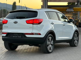 2015 Модел Kia Sportage Дизел Рачен Менувач SUV - Кросовер 183.000 км - На Продажба | Фотографија 6