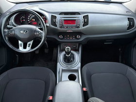 2015 Модел Kia Sportage Дизел Рачен Менувач SUV - Кросовер 183.000 км - На Продажба | Фотографија 9