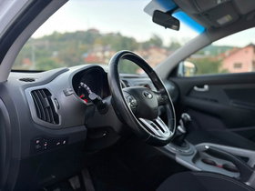 2015 Модел Kia Sportage Дизел Рачен Менувач SUV - Кросовер 183.000 км - На Продажба | Фотографија 16