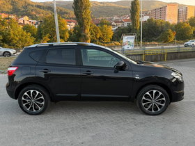 2012 Модел Nissan Qashqai Дизел Рачен Менувач SUV - Кросовер - На Продажба | Фотографија 7
