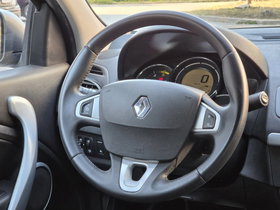 2012 Модел Renault Fluence Дизел Рачен Менувач Седан 182.000 км - На Продажба | Фотографија 7