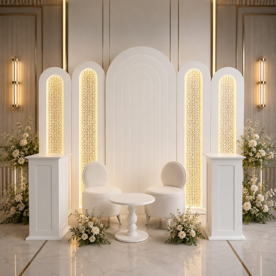 Magnolia Illuminated Wooden Set